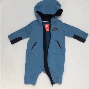 Nike full body jacket EUC 0 - 3 months